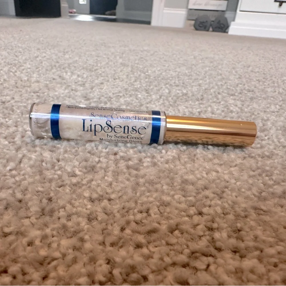 LipSense by SeneGence Moisturizing Gloss. .25 fl. oz./7.5 mL. Opal Gloss